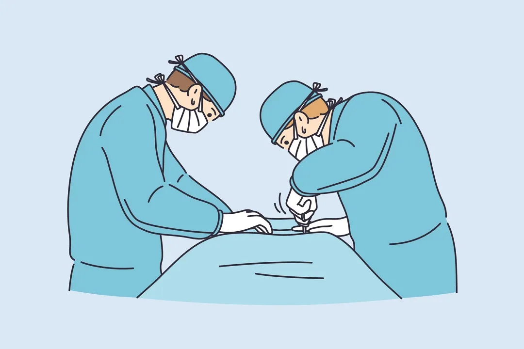 در مواردی که کلوئید بسیار بزرگ یا مشکل‌ساز است، جراحی ممکن است توصیه شود.