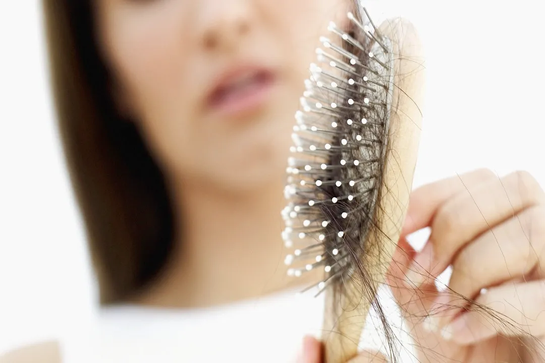 با درمان عفونت‌های قارچی، شامپوهای ضد قارچ به پیشگیری از ریزش موهای ناشی از این مشکلات کمک می‌کنند