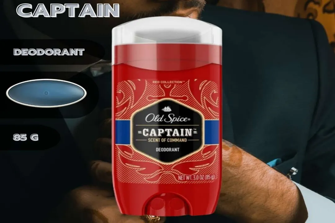 اولد اسپایس کاپیتان دارای ترکیبات تسکین‌دهنده مانند آلوئه‌ورا و گلیسیرین است که به آرامش و نرم شدن پوست پس از اصلاح کمک می‌کنند.