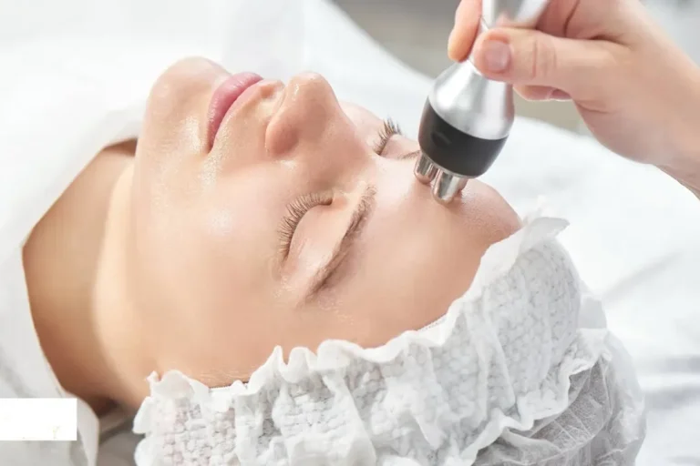 چطور قرمزی پوست را بعد از فرکشنال RF کاهش دهیم؟