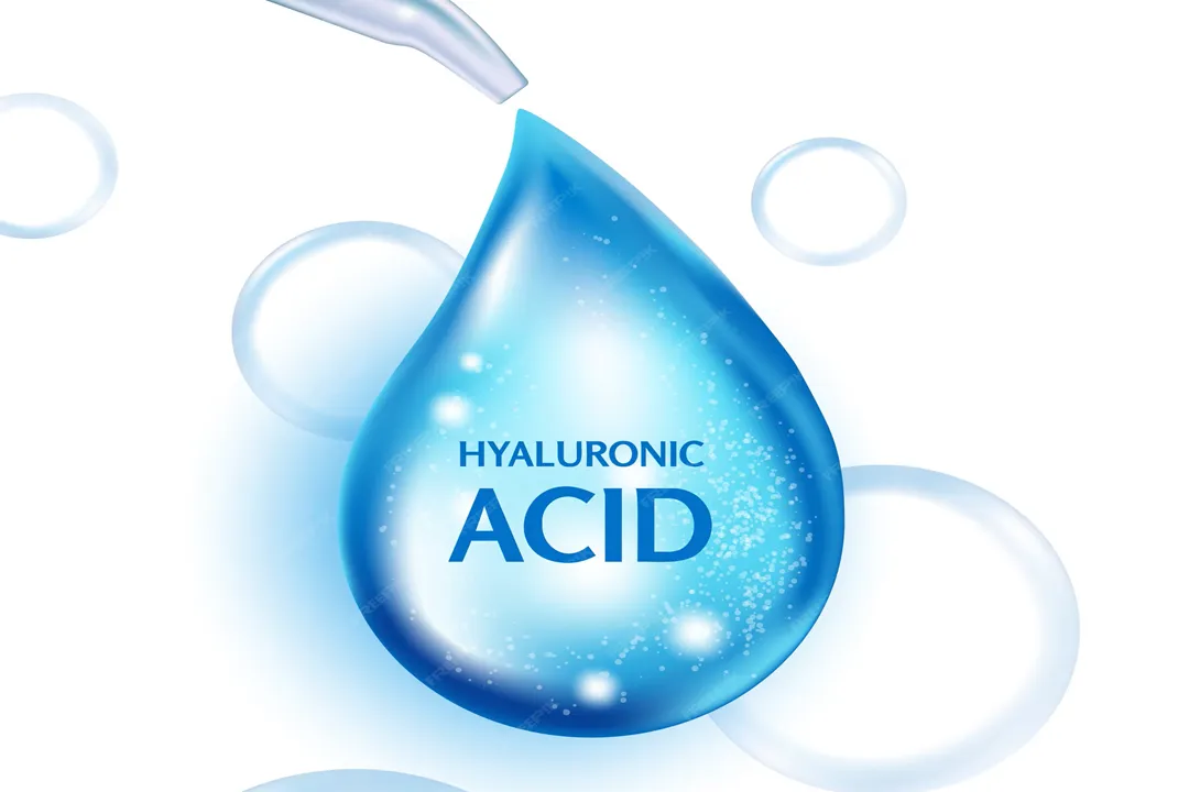 این سرم به دلیل توانایی بی‌نظیرش در آبرسانی و شاداب‌کردن پوست، جایگاه ثابتی در روتین‌های پوستی دارد.